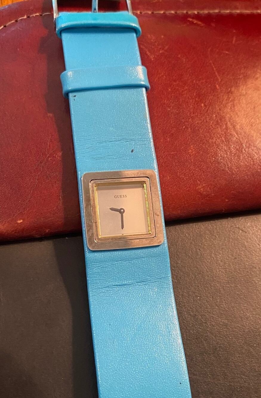 Women's 28mm silver Tone Guess Watch on Leather Strap